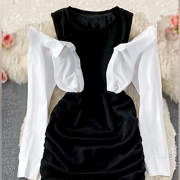 Two Tone Ruched Bodycon Dress - Picture 5 of 16